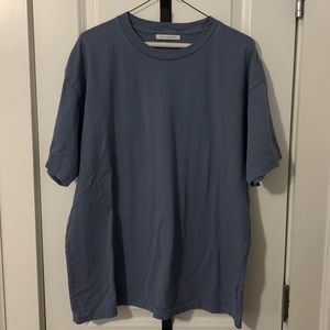 Men’s Large John Elliot T Shirt Light Blue